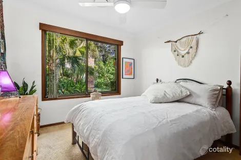 Property photo of 76 Crest Road Albion Park NSW 2527