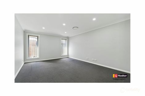 Property photo of 18 Offtake Street Leppington NSW 2179
