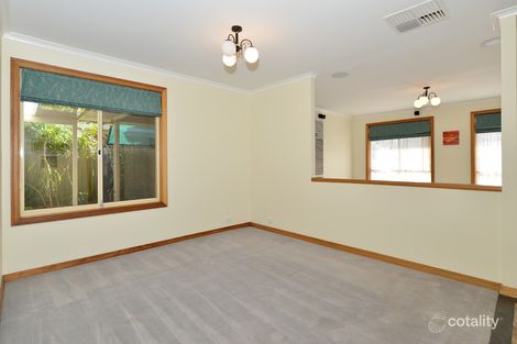 Property photo of 27 Oakhill Crescent Morphett Vale SA 5162