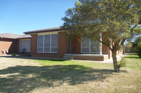 1/13 Wewak St, Ashmont, NSW 2650