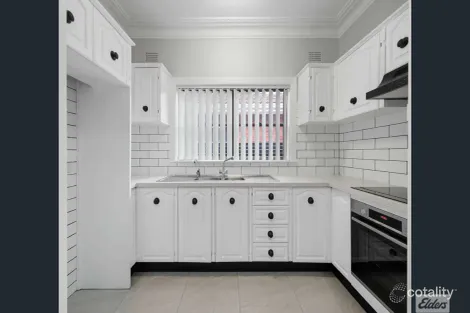 Property photo of 39 Tobys Boulevard Mount Pritchard NSW 2170