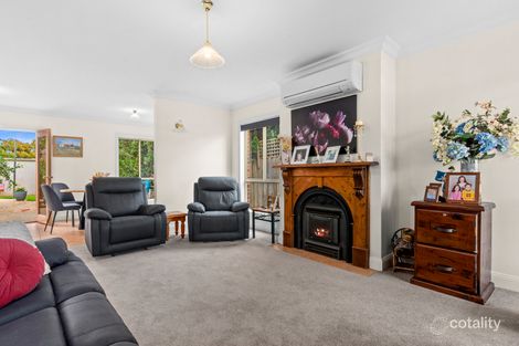 Property photo of 20 Chenin Mews Waurn Ponds VIC 3216