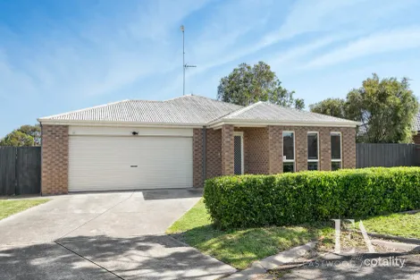 Property photo of 16 Bellagio Court Whittington VIC 3219