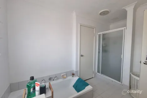 Property photo of 17 Moysey Court Parmelia WA 6167