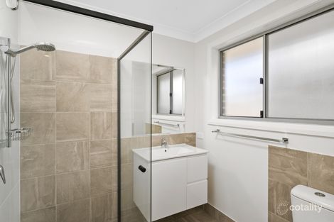 Property photo of 20 William Maker Drive Orange NSW 2800