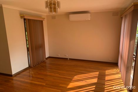 Property photo of 236 James Cook Drive Endeavour Hills VIC 3802
