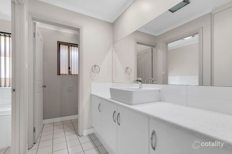 Property photo of 19 Vine Parade Munno Para West SA 5115