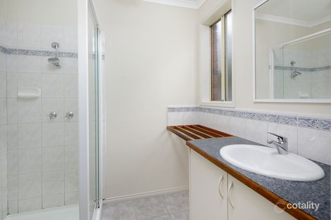 4 Wisteria Ct, Skye, VIC 3977