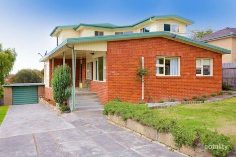 210 Roslyn Ave, Blackmans Bay, TAS 7052