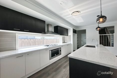 Property photo of 48 Saltwater Crescent North Kellyville NSW 2155