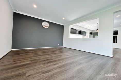 Property photo of 48 Saltwater Crescent North Kellyville NSW 2155