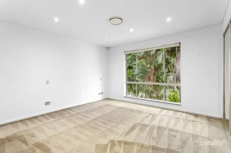 Property photo of 28 Cabbage Tree Road Bayview NSW 2104