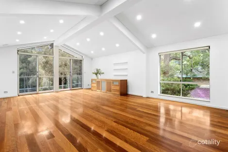 Property photo of 28 Cabbage Tree Road Bayview NSW 2104