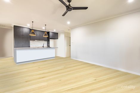 Property photo of 1 Pellage Court Beaconsfield QLD 4740