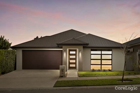 Property photo of 16 Eaglerange Avenue Gledswood Hills NSW 2557