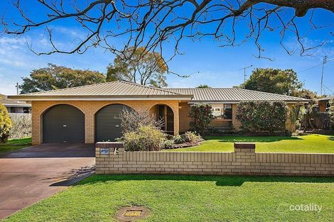 5 Lotus Cres, Centenary Heights, QLD 4350