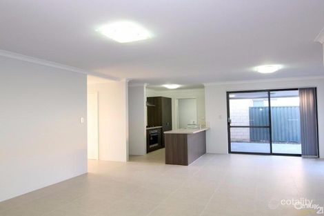 Property photo of 2/171 Mills Street Queens Park WA 6107