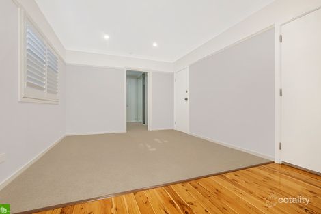 Property photo of 2/28 Pooraka Avenue West Wollongong NSW 2500