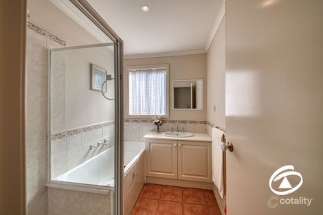 Property photo of 69 Jarryd Crescent Berwick VIC 3806