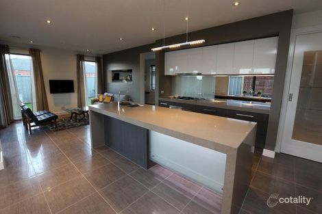 Property photo of 56 Prendergast Avenue Cranbourne East VIC 3977