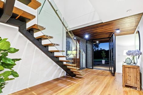 Property photo of 32 St James Crescent Mount Eliza VIC 3930
