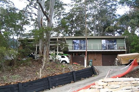 3 Laguna Ave, Copacabana, NSW 2251