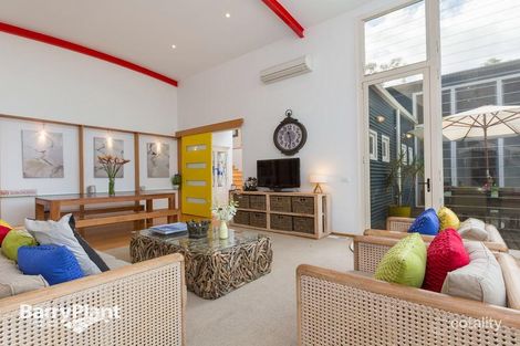 Property photo of 70 Eumeralla Grove Mount Eliza VIC 3930