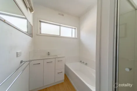 Property photo of 13 Spring Gully Road Quarry Hill VIC 3550