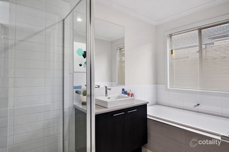 Property photo of 11 Sash Street Greenvale VIC 3059