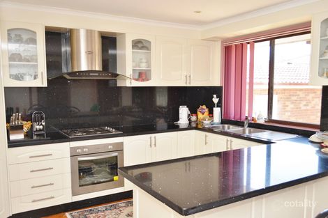 Property photo of 5 Gray Place Wetherill Park NSW 2164