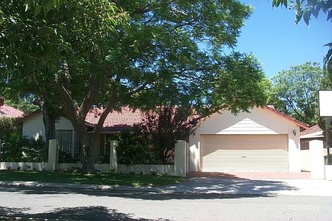 11 Sixth Ave, Kensington, WA 6151