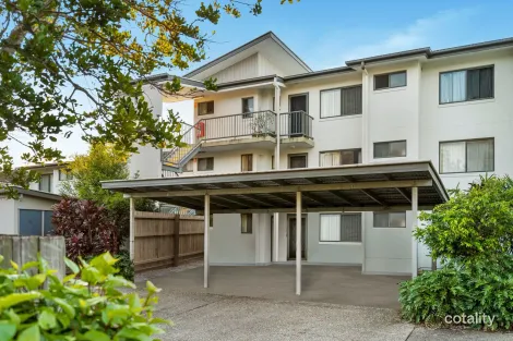 Property photo of 2/66 University Drive Meadowbrook QLD 4131