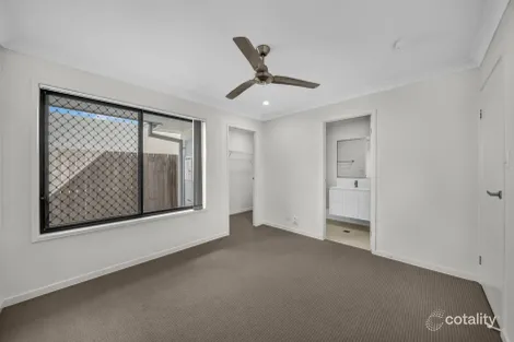 Property photo of 60 Pepper Tree Drive Holmview QLD 4207
