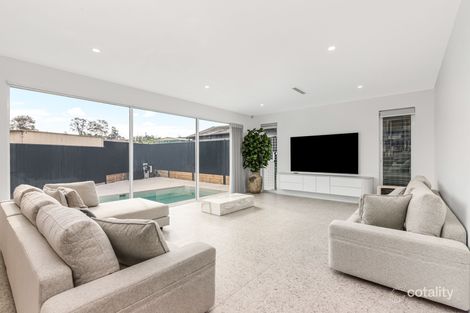 Property photo of 71 Brain Avenue Lurnea NSW 2170