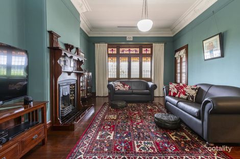 Property photo of 21 Queens Crescent Mount Lawley WA 6050