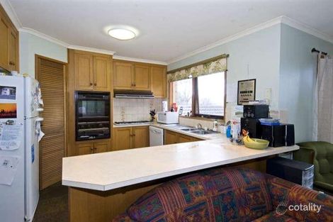 Property photo of 68 Milborne Crescent Eltham VIC 3095