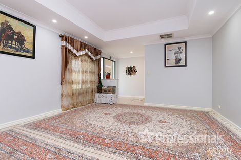 Property photo of 5 Bodallin Crescent Southern River WA 6110