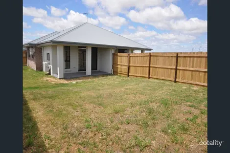 2/1 Arwon St, Wyreema, QLD 4352