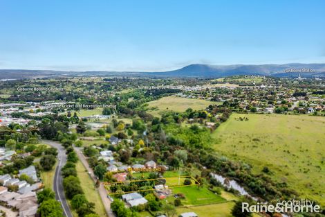 Property photo of 17 Melbourne Road Gisborne VIC 3437