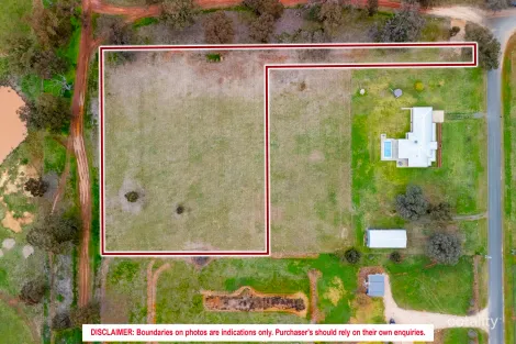Property photo of 13 Evatt Street Temora NSW 2666