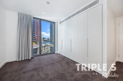 Property photo of 8A/6 Watermans Quay Barangaroo NSW 2000