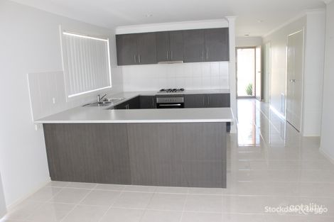Property photo of 11 Ramel Way Pakenham VIC 3810