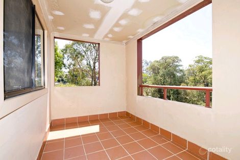 Property photo of 2/32-34 Springwood Avenue Springwood NSW 2777