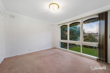 Property photo of 18 Oakwood Road Albanvale VIC 3021