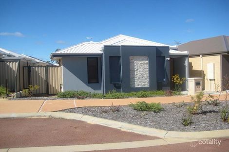 Property photo of 4B Torrey Crescent Aubin Grove WA 6164