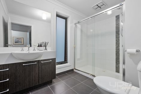 Property photo of 12 Natalie Street Brookfield VIC 3338