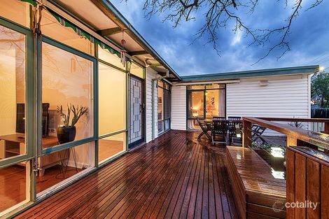 Property photo of 18 Park Boulevard Ferntree Gully VIC 3156