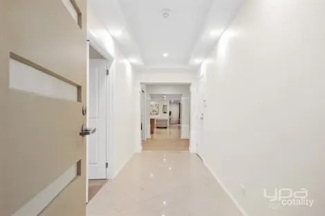 Property photo of 12 Evening Close Point Cook VIC 3030