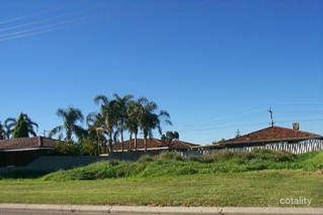 Property photo of 13 Blenny Close Cannington WA 6107