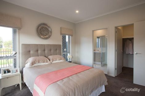 Property photo of 4 Aurora Circuit Meadows SA 5201